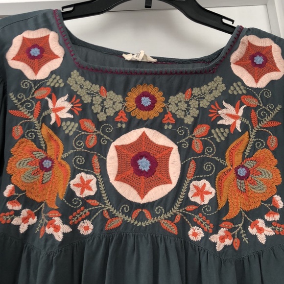 Boutique top - Picture 2 of 2